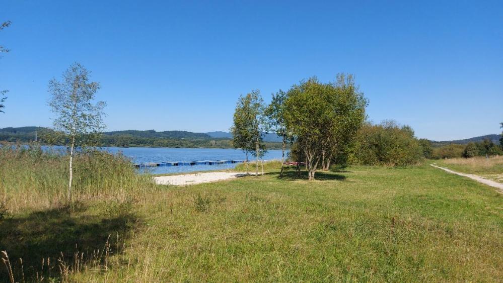 Lipno Apartments Bergmax: Ski Resort Retreat with Garden Terrace Cerna v Posumavi Exterior photo